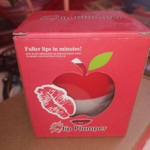 New in the BoxApple Lip Plumper